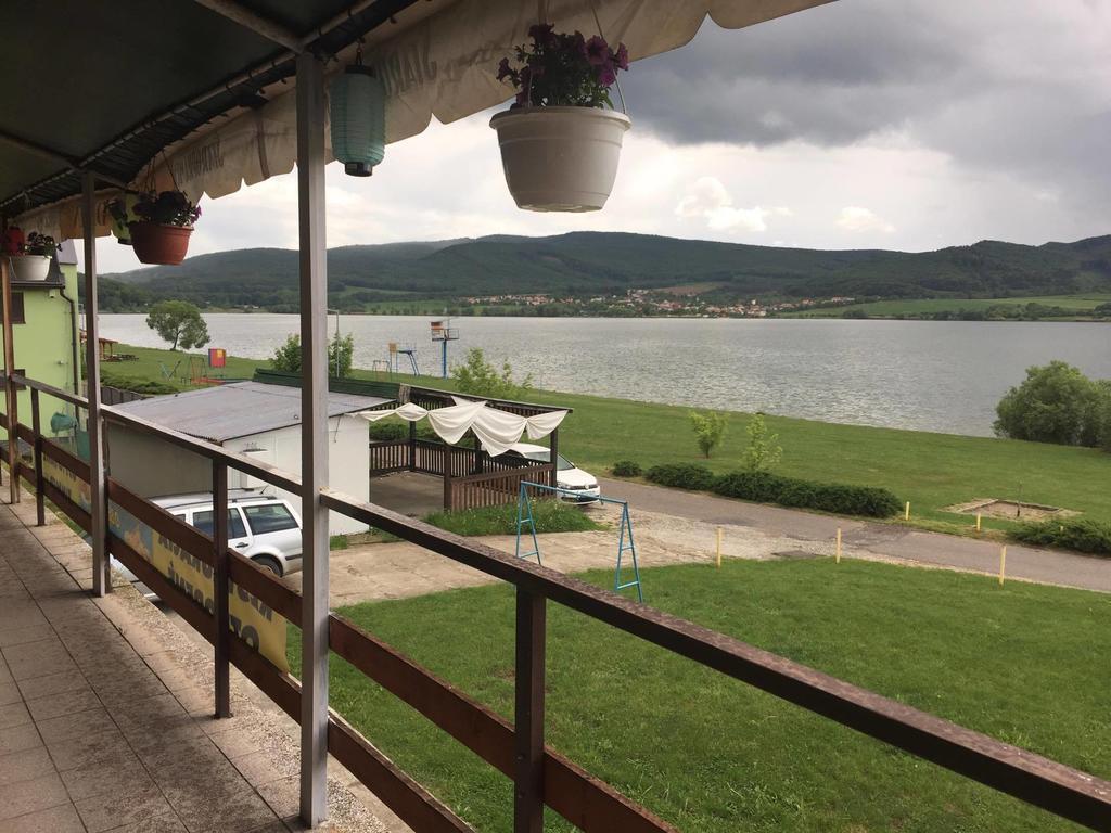 Turistická ubytovňa Hotel Divín Esterno foto